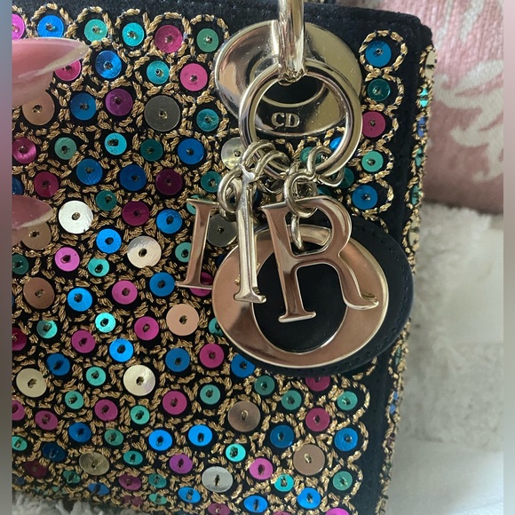 RARE Limited Edition!! Chriatian dior mini lady dior crossbody bag. - Picture 4 of 16